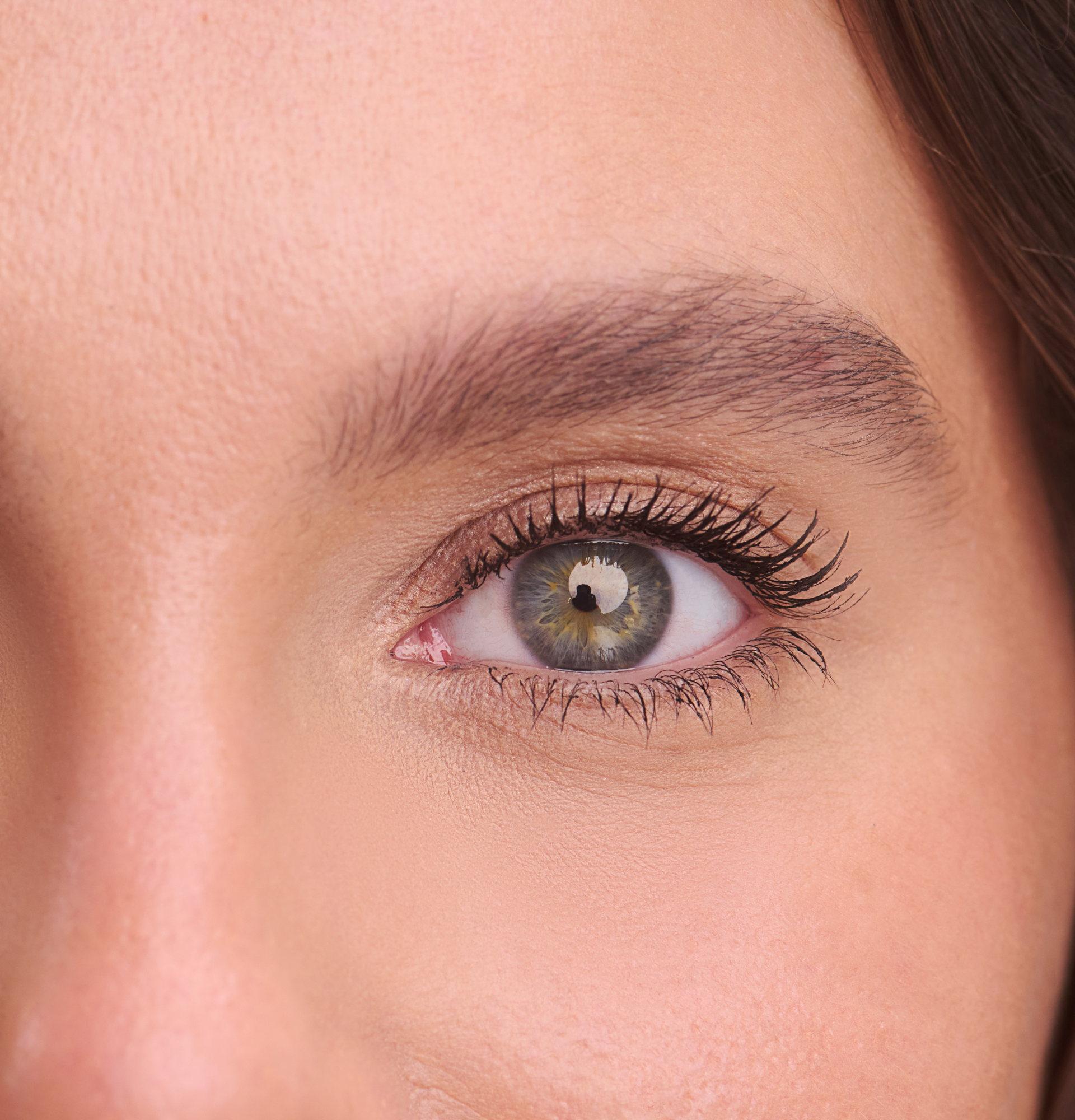 Des cils sublimes avec le mascara tubing. Réf 224000