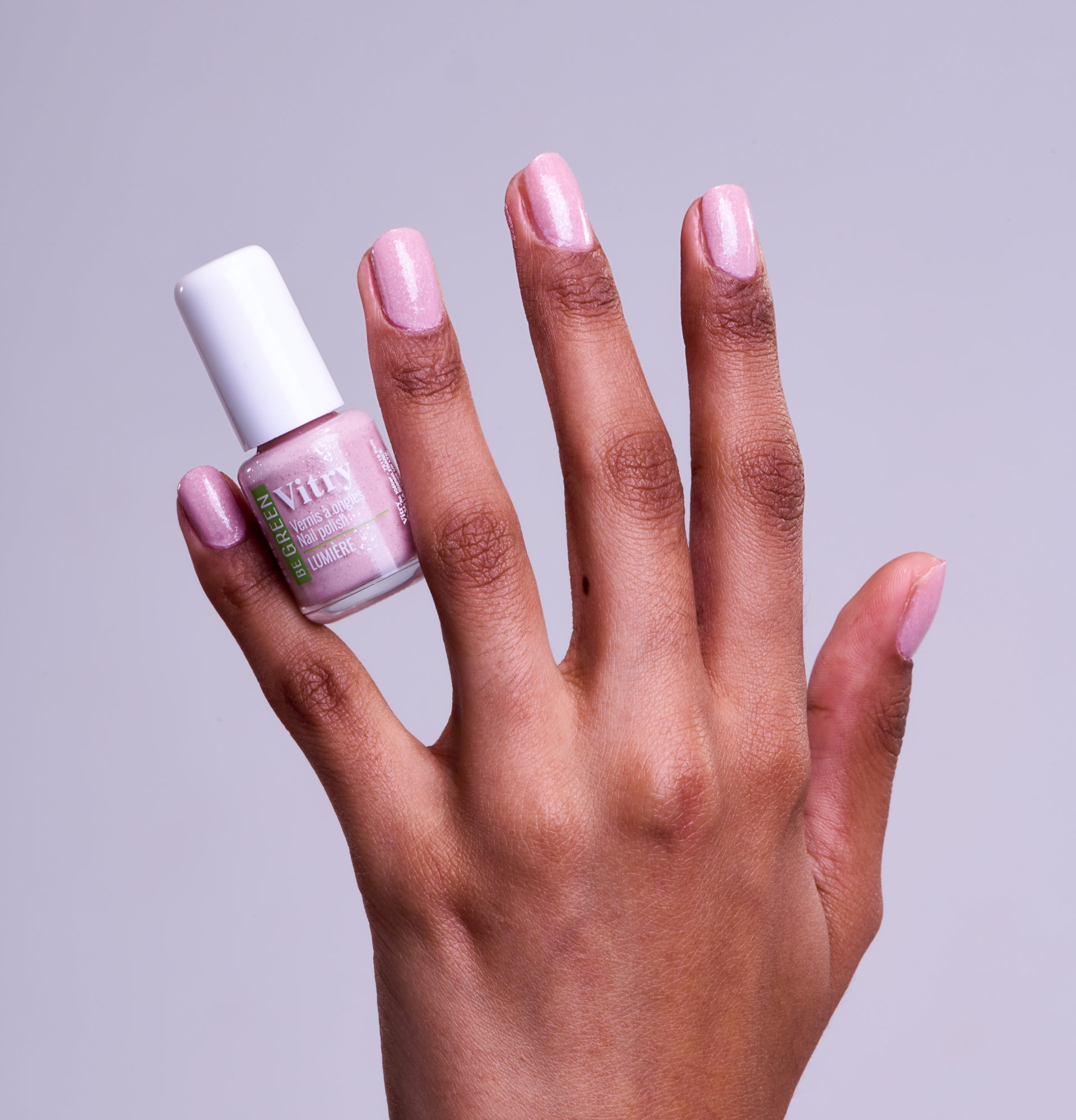 Esmalte de uñas luminoso