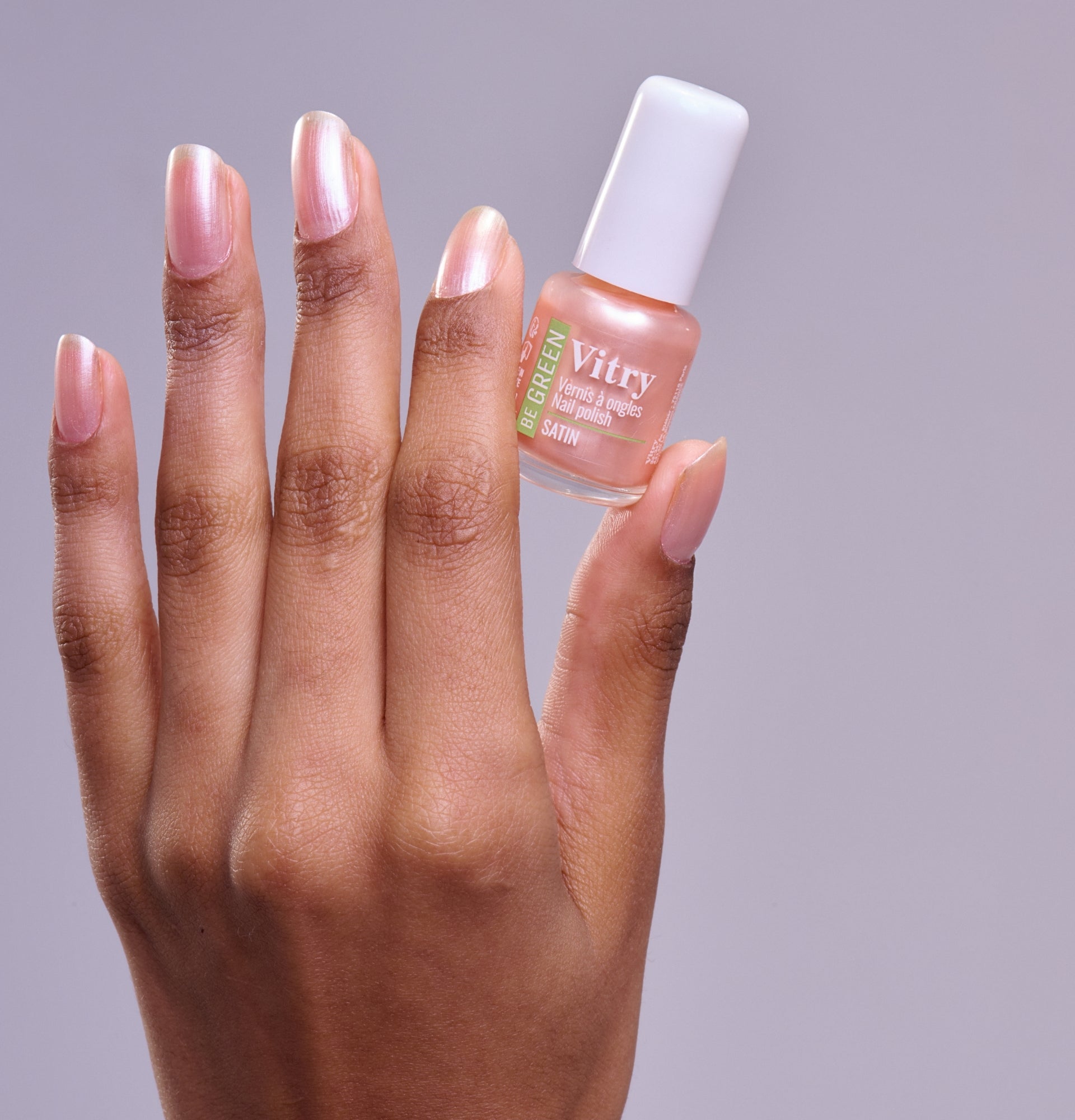 Satin Be Green nail polish, vegan | Vitry