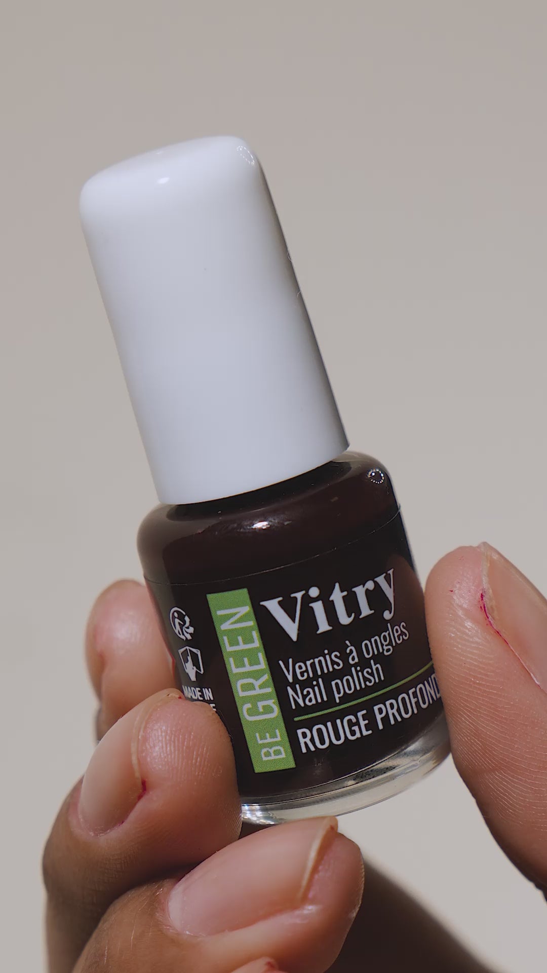 Esmalte de uñas Rojo Intenso